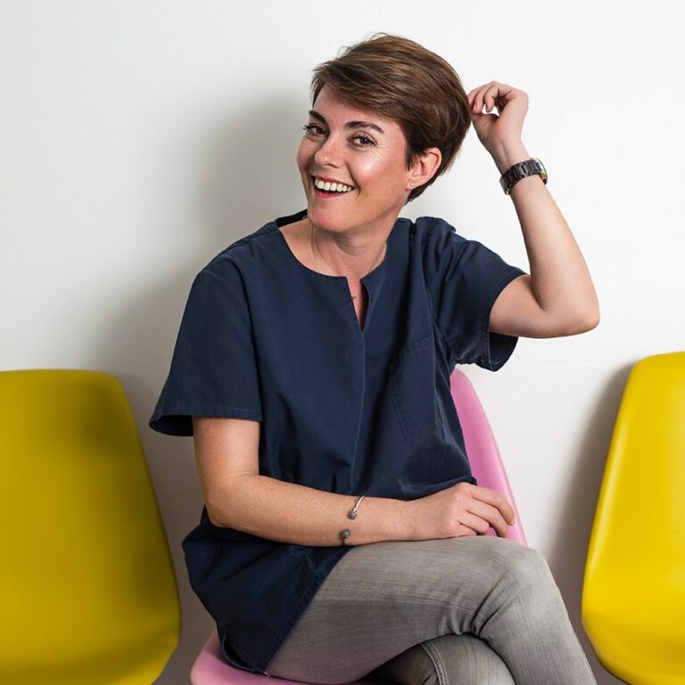 Emmanuelle, assistante au cabinet